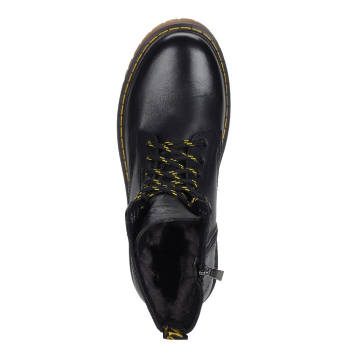 Черные ботинки из кожи на подкладке из натурального меха на утолщенной подошве
