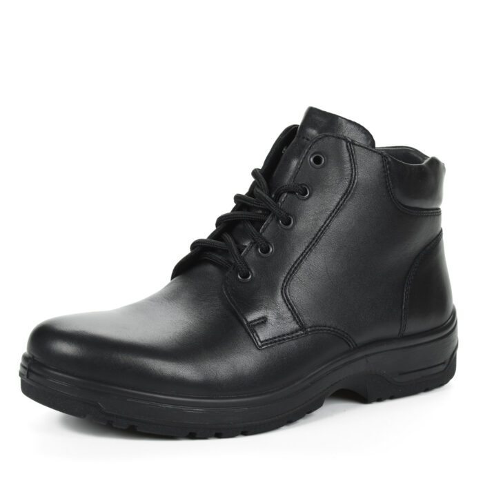 Черные ботинки на шнуровке из кожи на подкладке из натурального меха на утолщенной подошве