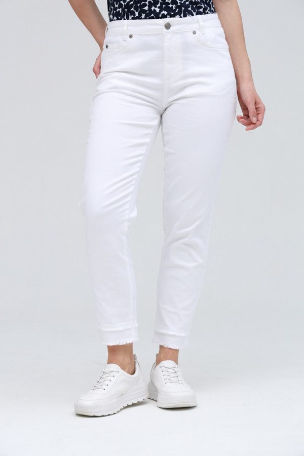 Модные джинсы Lecomte