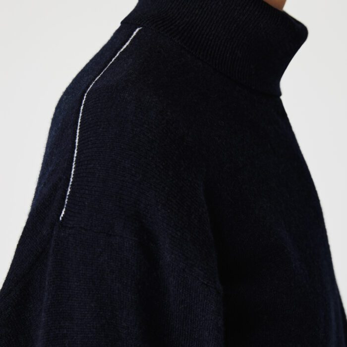 Шерстяной женский свитер Lacoste