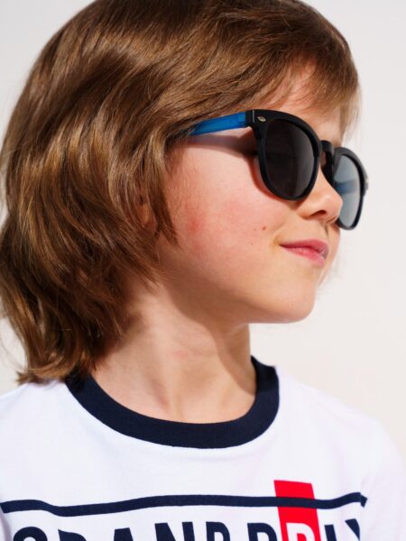 Солнцезащитные очки для детей