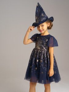 Карнавальный костюм: нарядное платье и шляпа волшебницы