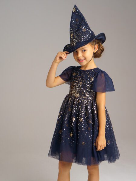 Карнавальный костюм: нарядное платье и шляпа волшебницы