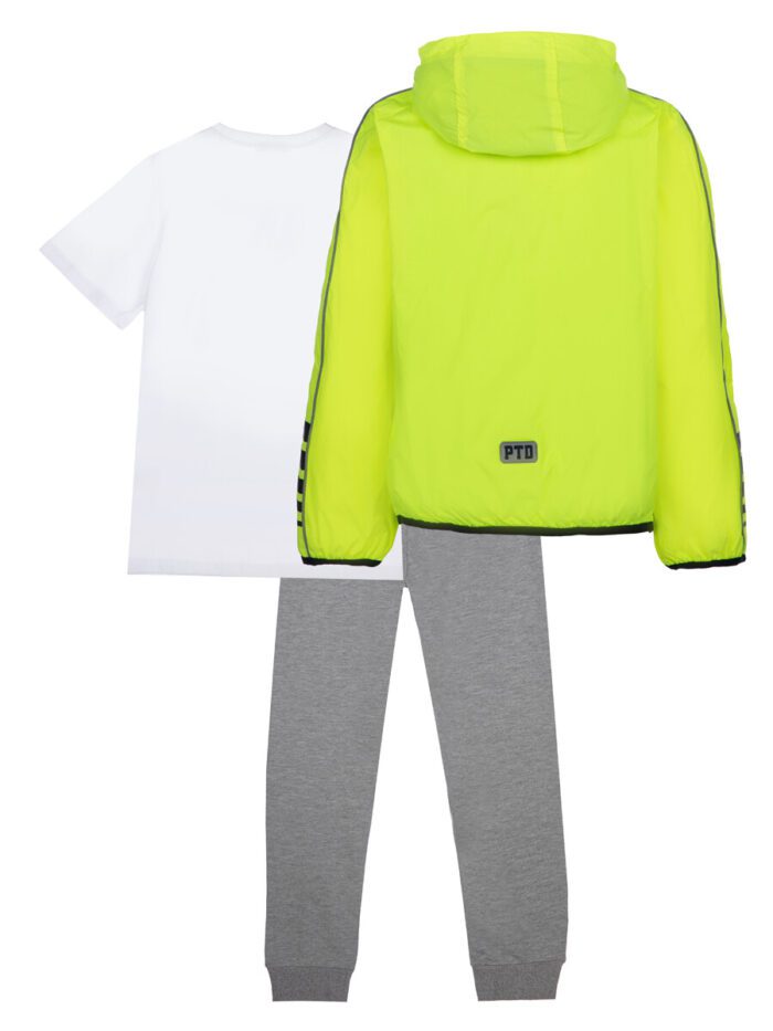 Комплект для мальчика: брюки трикотажные, куртка текст с полиуретан, футболка трикотажная