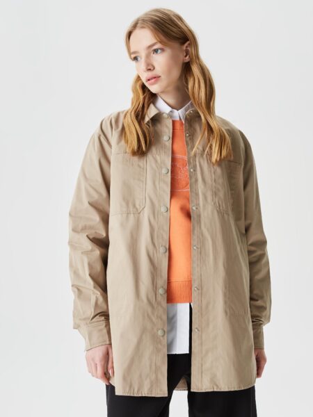 Женская лёгкая куртка Lacoste прямой посадки
