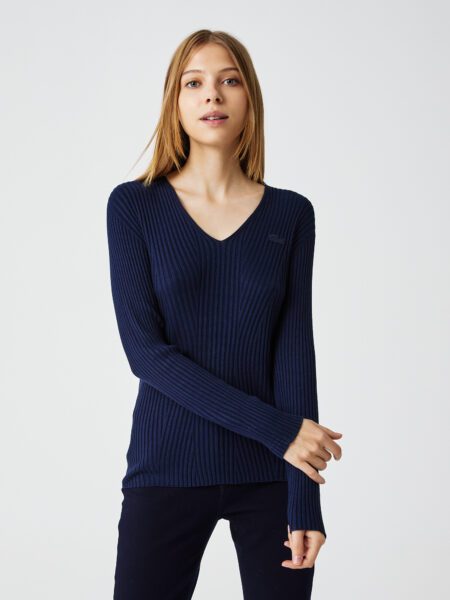 Женский свитер Lacoste с v-образным воротом