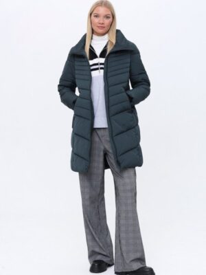 Пальто District