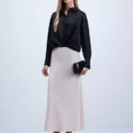 Атласная юбка миди