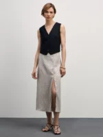 Атласная юбка миди с разрезом