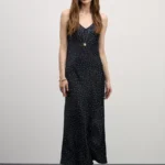 Атласное платье на бретелях