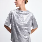 Блузка с пайетками