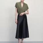 Блузка со спущенным рукавом