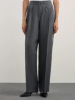 Брюки с защипами с принтом "ёлочка"