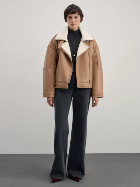 Дубленка женская с подкладкой из искусственного меха