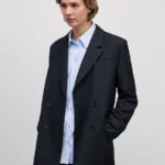 Двубортный жакет прямого кроя