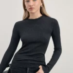 Джемпер с необработанным краем из шерсти