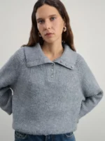 Джемпер с объемным воротом