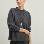 Джемпер с воротником-стойкой