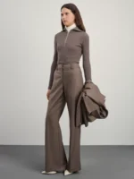 Джемпер в рубчик с молнией