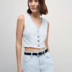 Джинсовый жилет укороченный