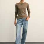 Джинсы wide leg с переведенными швами