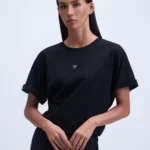 Футболка со стразами