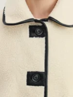 Куртка женская из искусственного меха