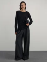 Лонгслив из вискозы с декоративными швами