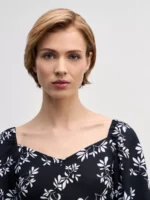 Платье миди с цветочным принтом