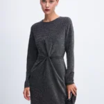 Платье мини из блестящей ткани с узлом