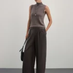 Прямые брюки с защипами из вискозы