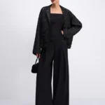 Широкие брюки с защипами