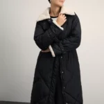 Стеганое пальто на поясе