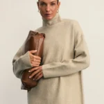 Свитер женский