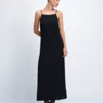 Трикотажное платье миди на бретелях с люрексом