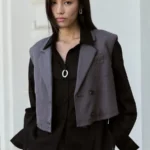 Укороченный жилет с необработанным краем