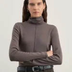 Водолазка из модала со швом