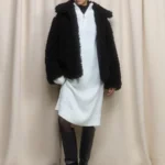 Вязаное платье с орнаментом и молнией на воротнике