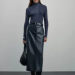 Юбка из эко-кожи прямого кроя