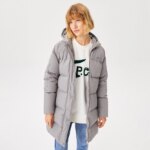 Женская куртка Lacoste с капюшоном