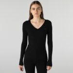 Женский свитер Lacoste с v-образным воротом