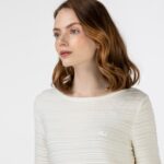 Женский свитер Lacoste Slim Fit