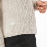 Женский вязаный свитер Lacoste