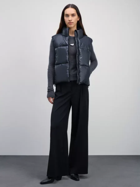 Жилет стеганный утепленный